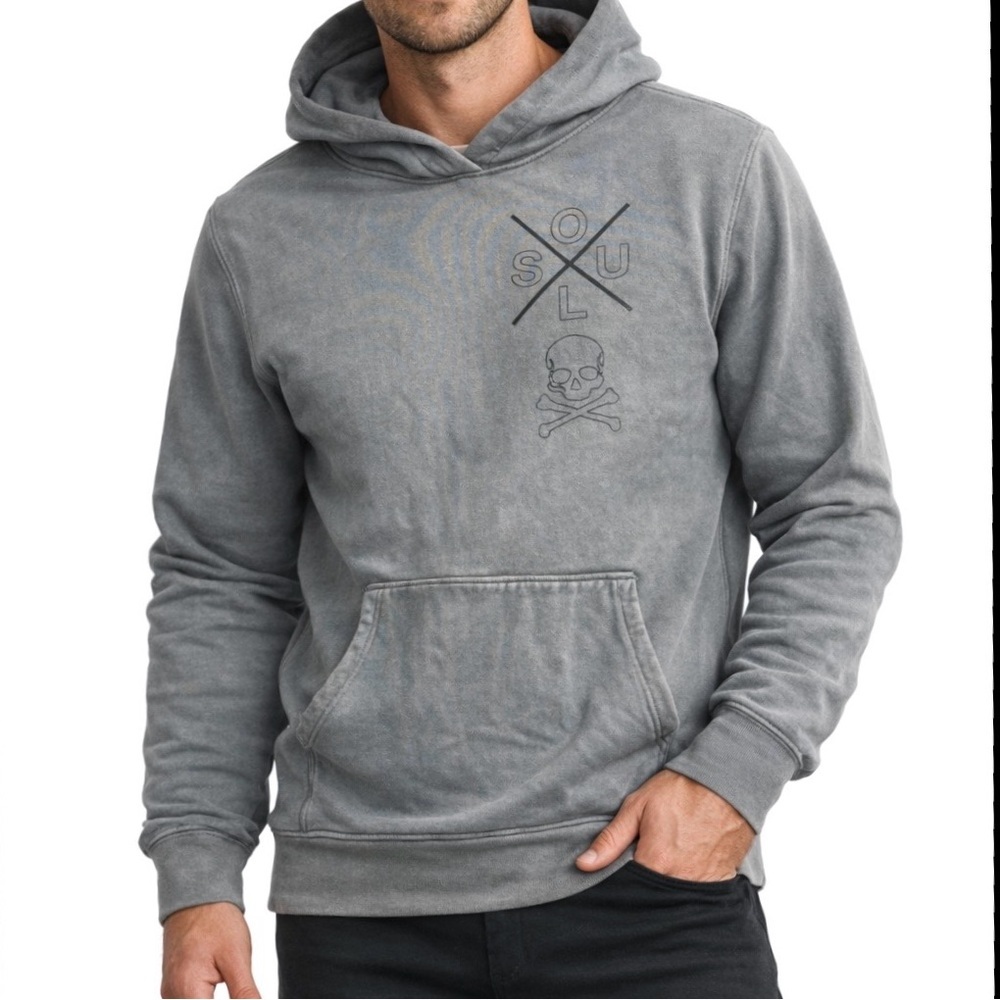 SoulCycle Gray “Skull/Crossbones Kangaroo Pocket Pullover Sweatshirt Hoodie  (L)